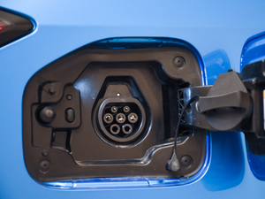 2019pE+ 1.8PH GS Ӣ촰 (ji)^