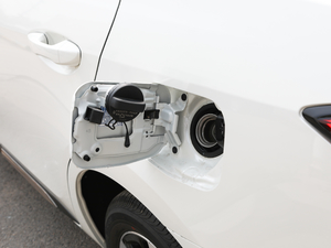 2019pE+ 1.8PH GS Ӣ촰 ^