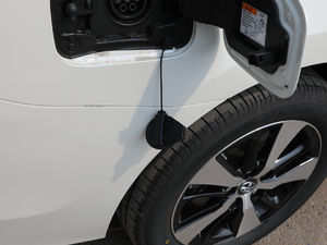 2019pE+ 1.8PH GS Ӣ촰 ^