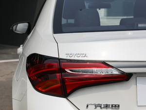 2019pE+ 1.8PH GS Ӣ촰 ^