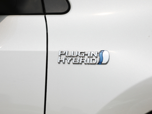 2019pE+ 1.8PH GS Ӣ촰 ^