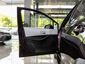 2019p 1.8H  V {λ܇T