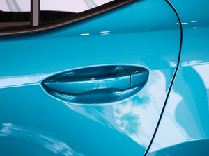 2019pE+ 1.8PH GS Ӣ촰 ^