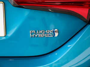 2019pE+ 1.8PH GS Ӣ촰 ^