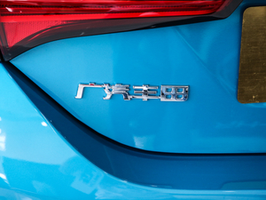 2019pE+ 1.8PH GS Ӣ촰 ^