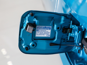 2019pE+ 1.8PH GS Ӣ촰 ^