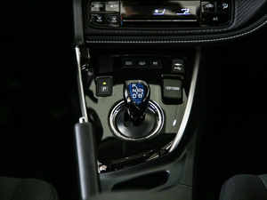 2019pE+ 1.8PH GS Ӣ촰 п؅^