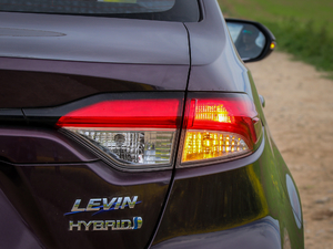 2019p 1.8H  VI (ji)^