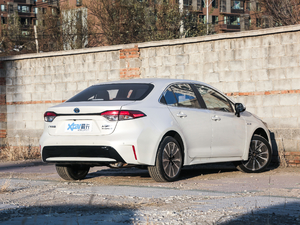 2019p 1.8H \Ӱ VI w^