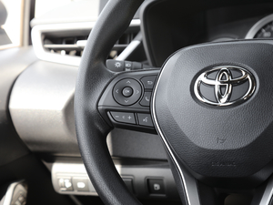 2019p 1.8H A V п؅^