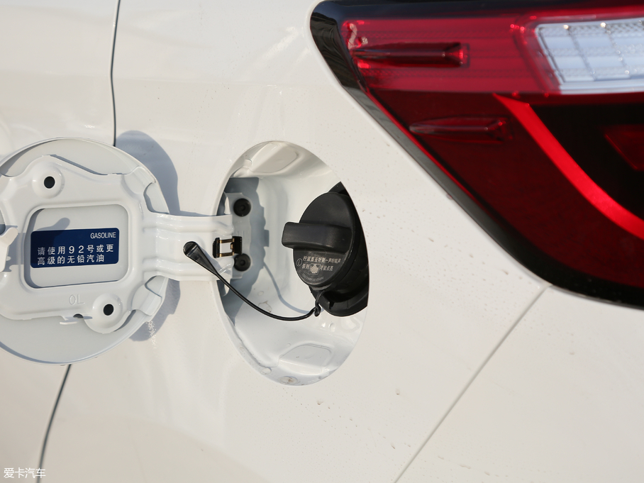 2019YARiS L  1.5G CVTń(dng)촰 (gu)VI