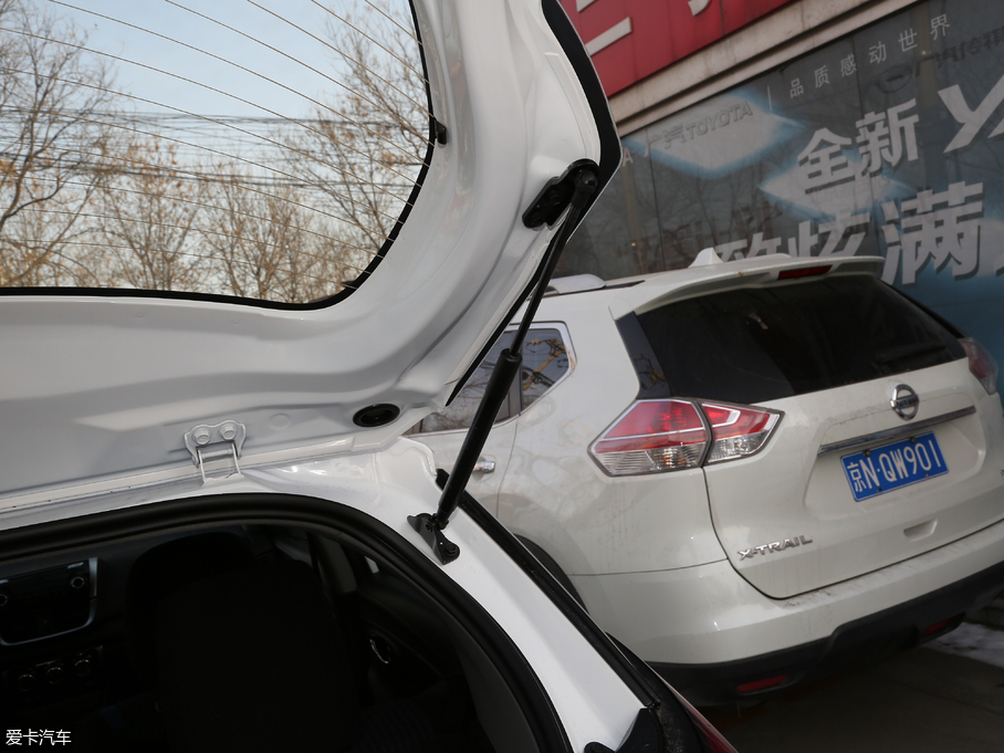 2019YARiS L  1.5G CVTń(dng)촰 VI