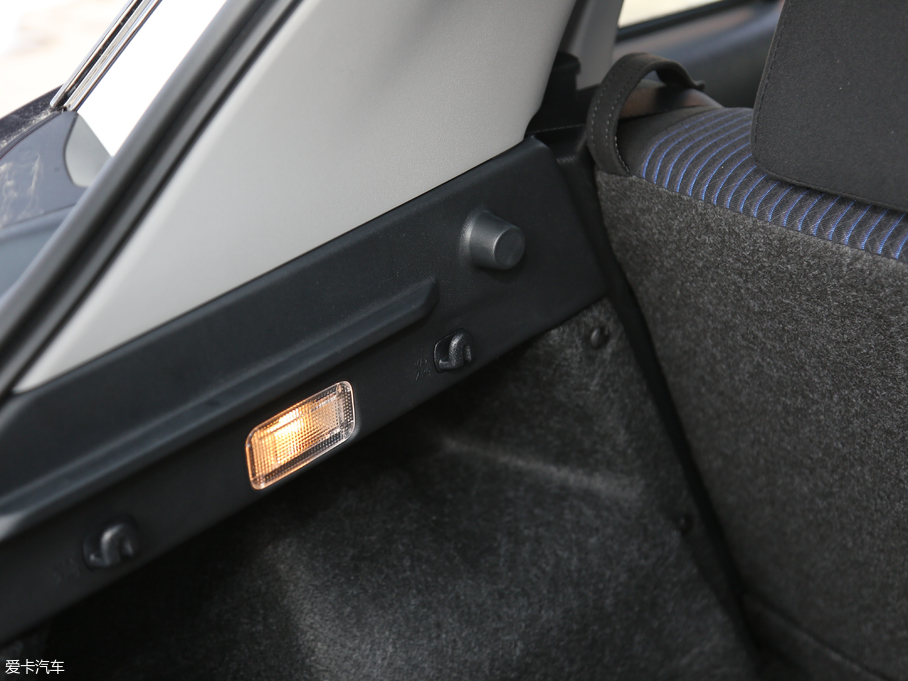 2019YARiS L  1.5G CVTń(dng)촰 (gu)VI