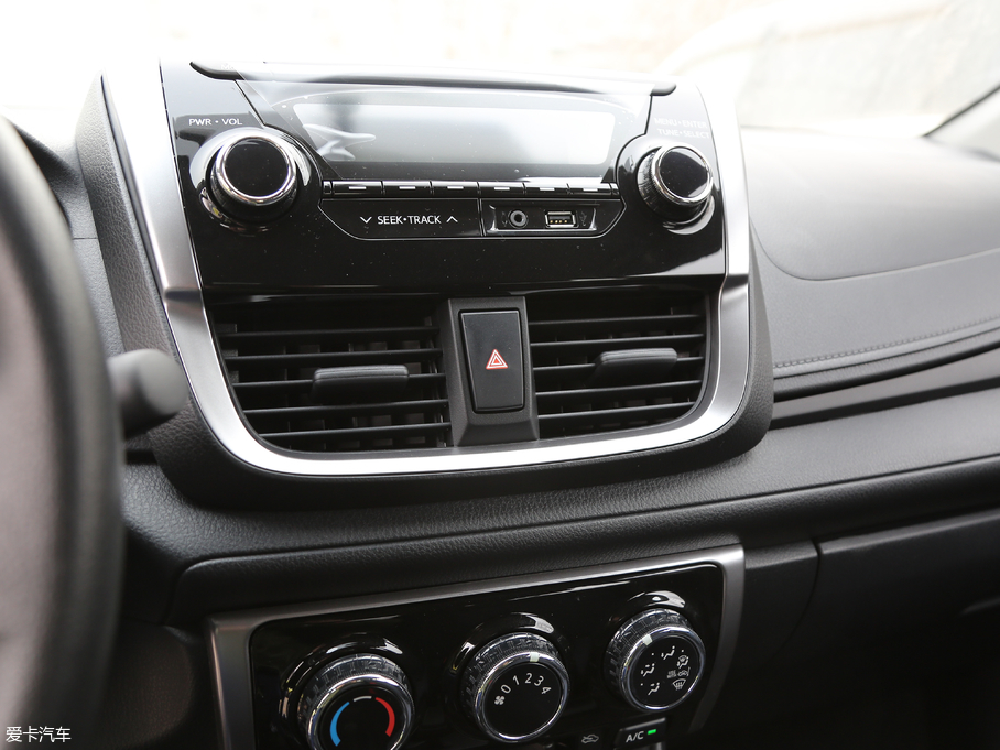 2019YARiS L  1.5E CVTȄӰ VI