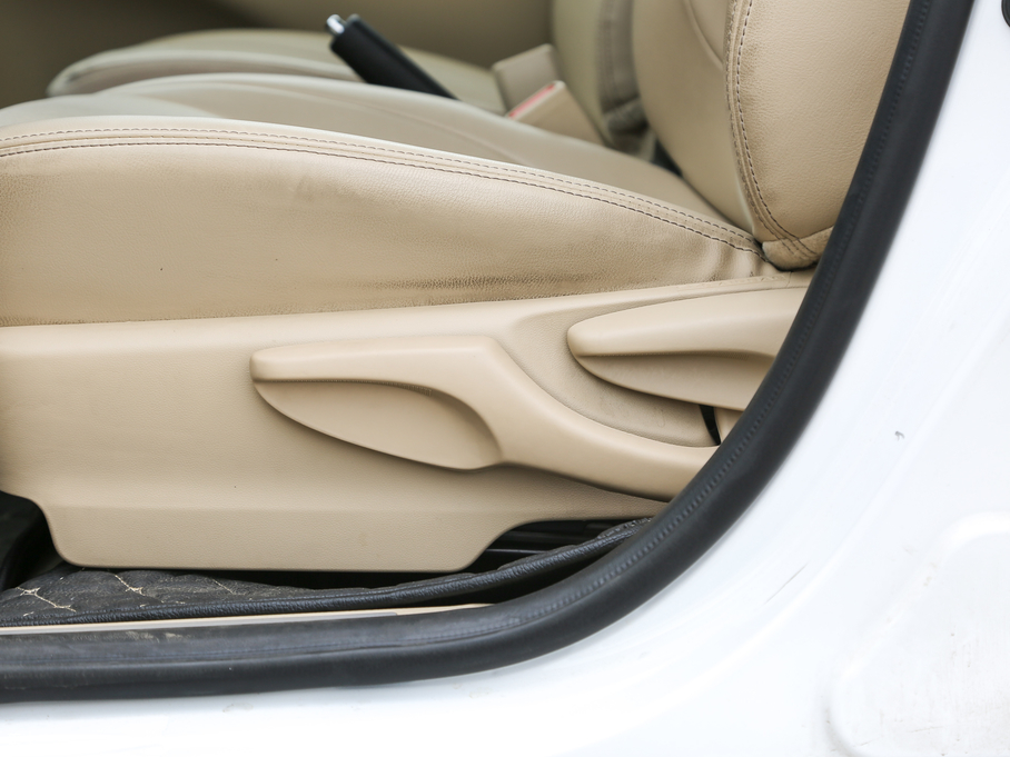 2019YARiS L  1.5GS CVTJ(dng) (gu)VI