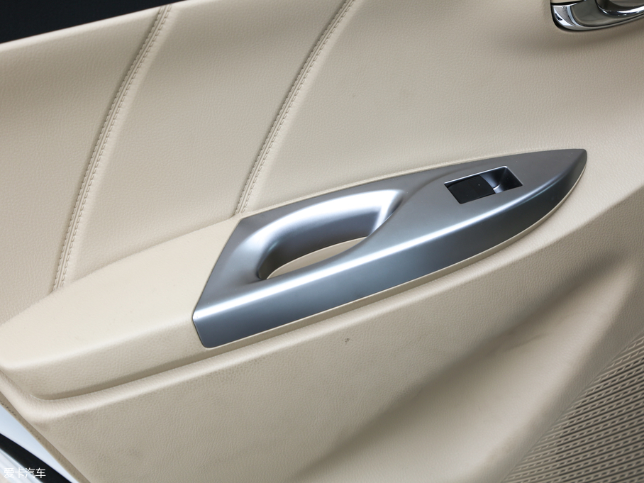 2019YARiS L  1.5GS CVTJӰ VI