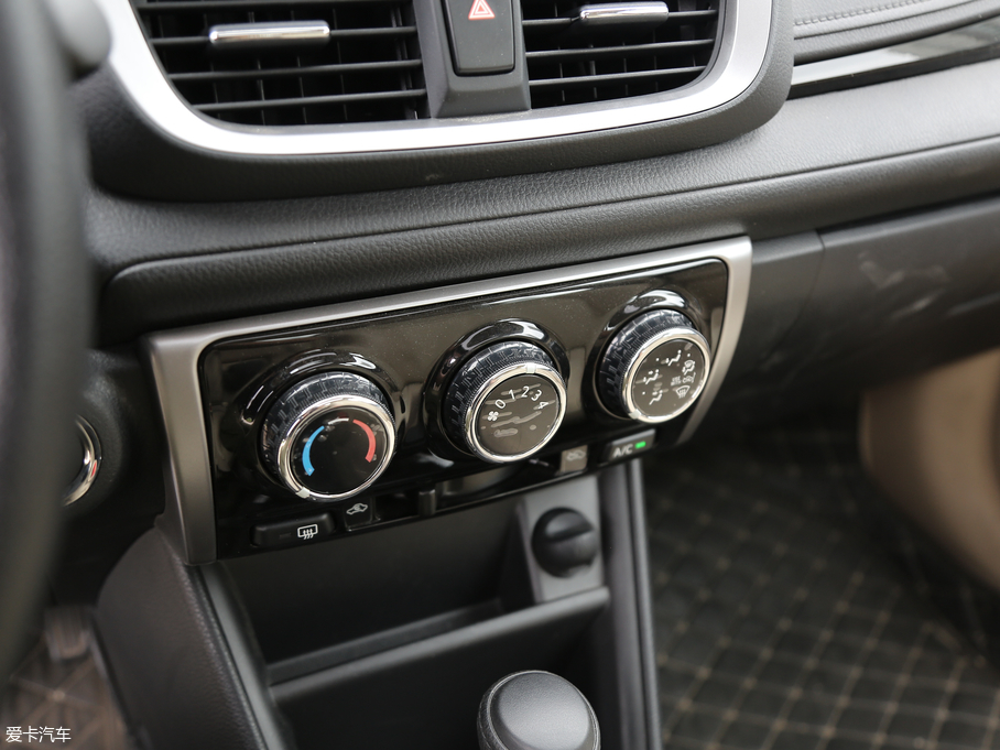 2019YARiS L  1.5GS CVTJӰ VI