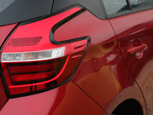 20191.5E CVTȄӰ VI ^