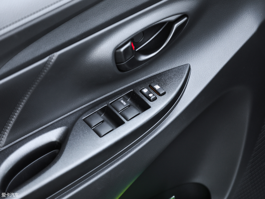 2019YARiS L  1.5E CVTȄӰ VI