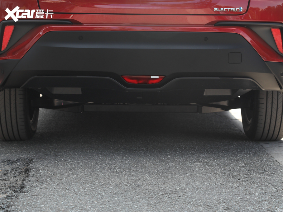 2020���S��C-HR EV ���F�촰��