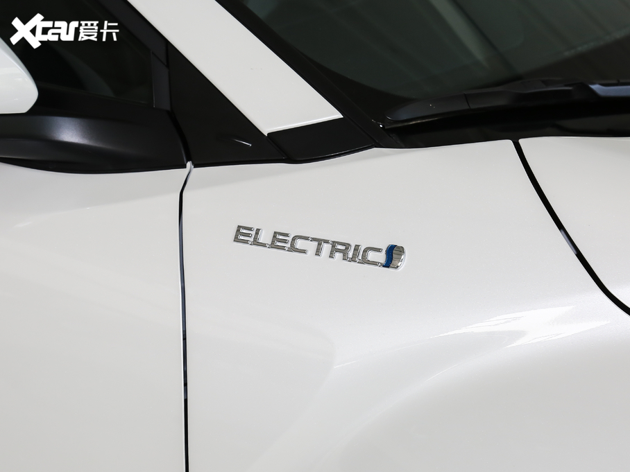 2020���S��C-HR EV �I�Ȱ�
