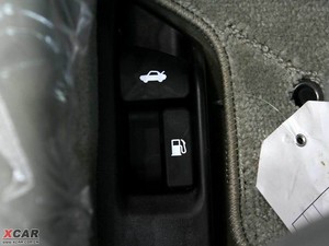 2009款200G 豪华导航版 空间座椅