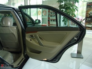 2009款240V 至尊导航版 空间座椅