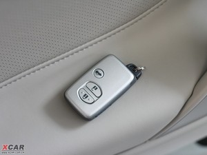 2009款240V 至尊导航版 车钥匙