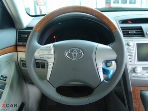 2009款240V 至尊导航版 方向盘