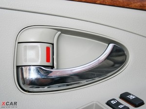 2009款240V G-BOOK 智能导航版 空间座椅