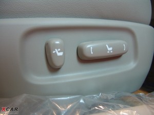 2009款240V G-BOOK 智能导航版 主驾驶座椅调节