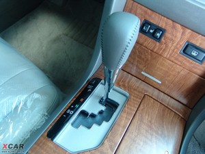 2009款240V 至尊导航版 中控区