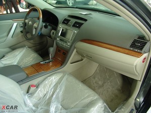 2009款240V 至尊导航版 空间座椅