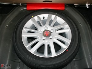 2009款240V G-BOOK 智能导航版 备胎