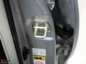 2009款240G 豪华导航版 空间座椅