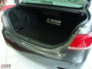 2009款240V 至尊导航版 空间座椅