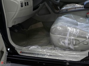 2009款200G 豪华导航版 空间座椅