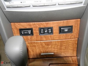 2009款200G 豪华导航版 空间座椅