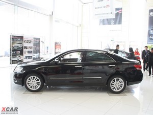 2009款240V 至尊导航版 正侧（左）