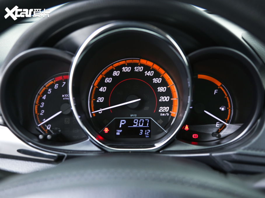 2020��YARiS L ���� 1.5L CVT���F��