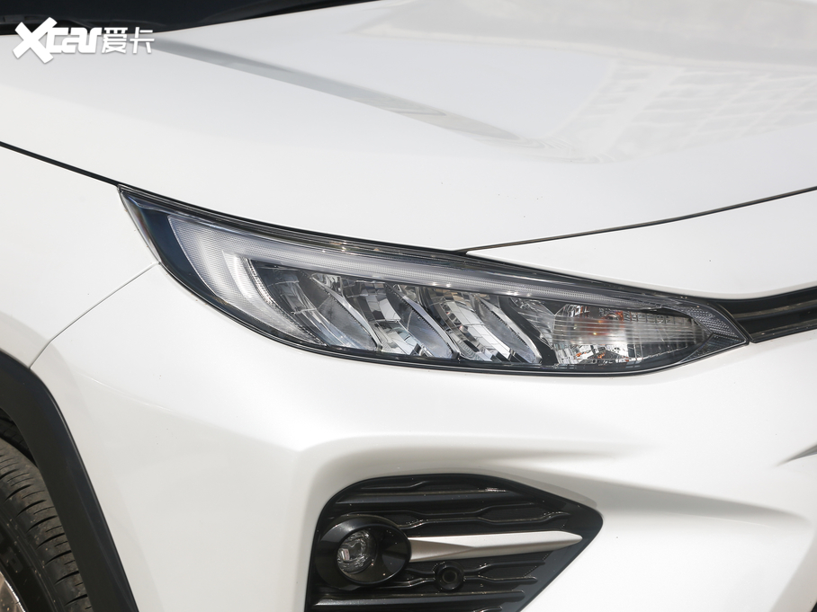 2020�����m�_  2.0L CVT�����A��