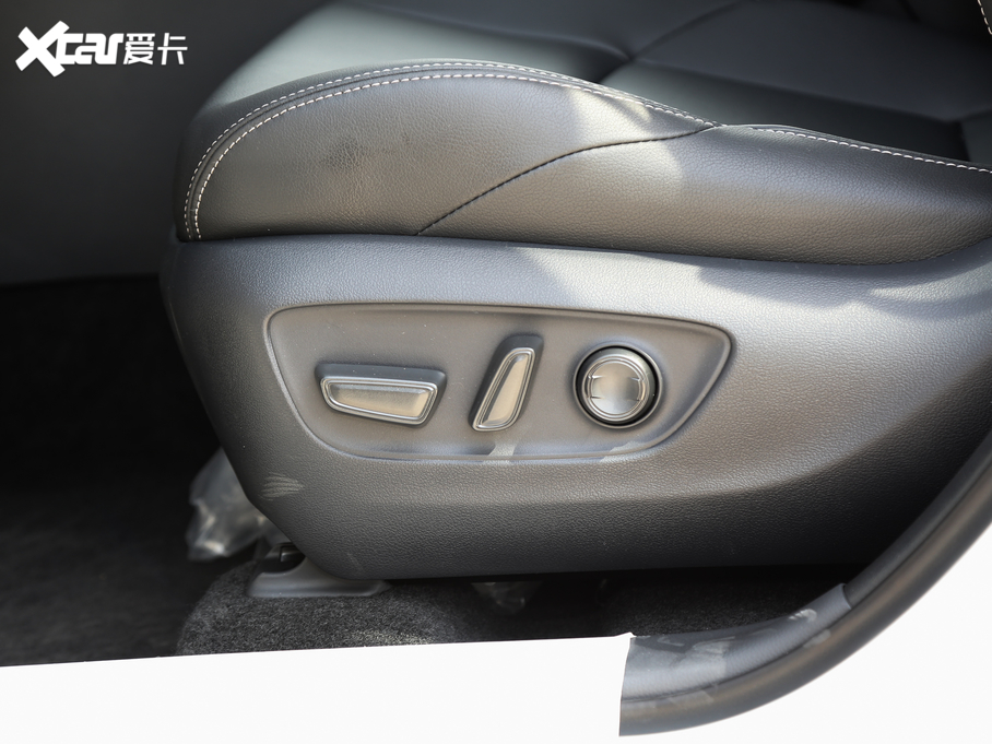 2020m_(d)  2.0L CVT(q)A