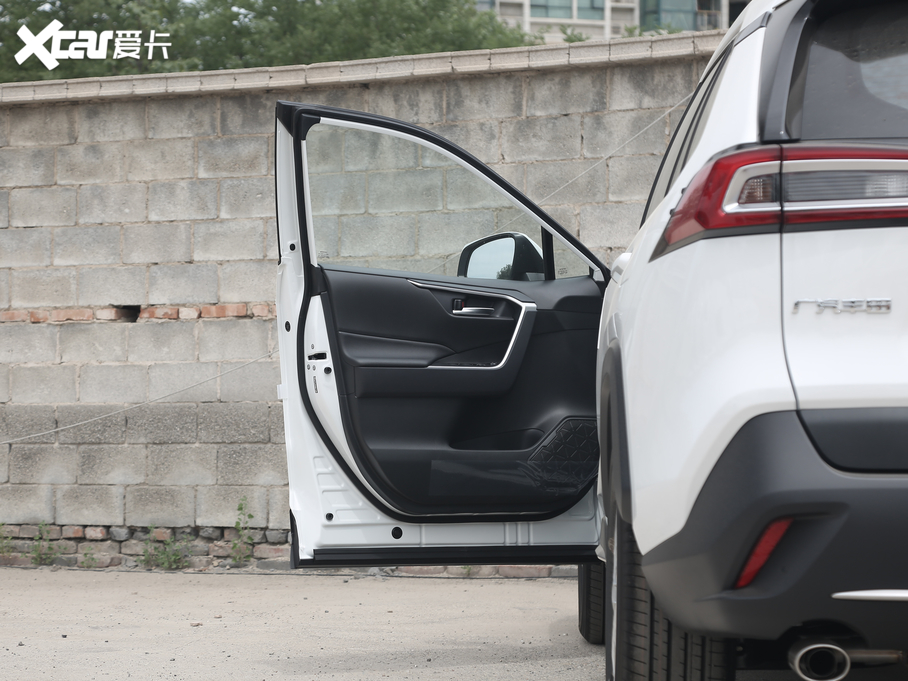 2020m_(d) 2.0L CVT(q)A