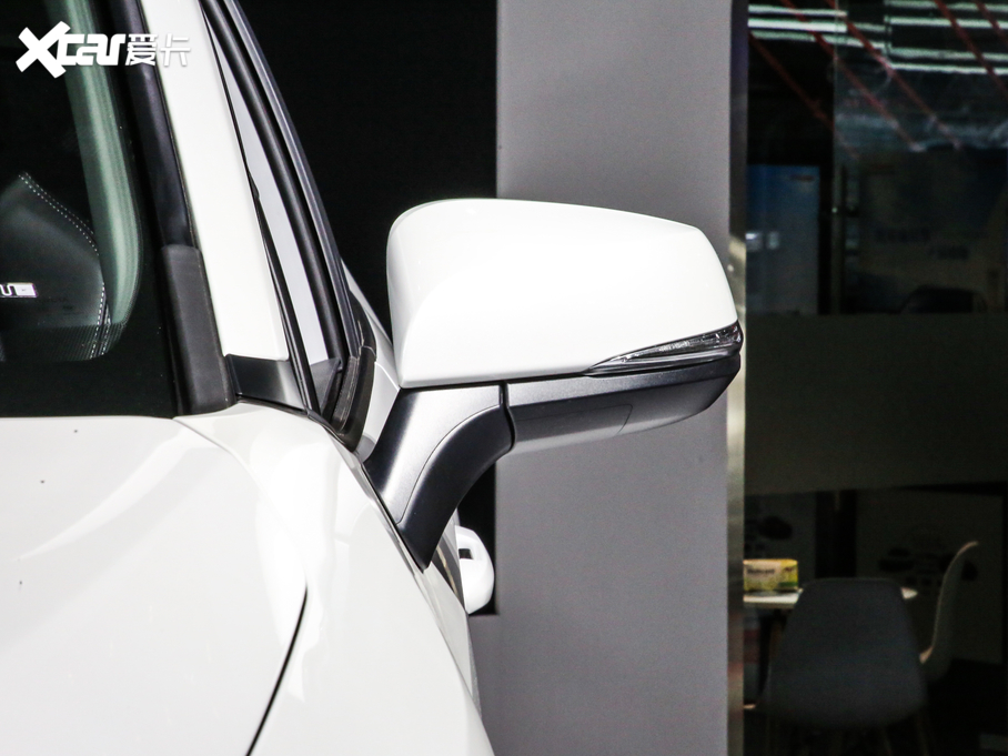 2020m_  2.0L CVT(q)A