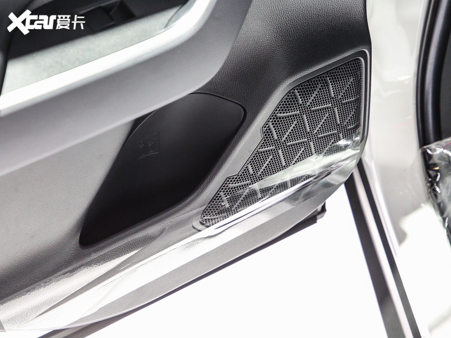 2020m_  2.0L CVT(q)A