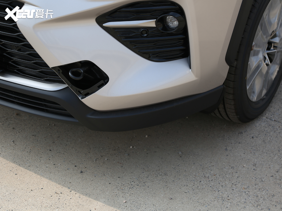 2020�����m�_  2.0L CVT�����A��