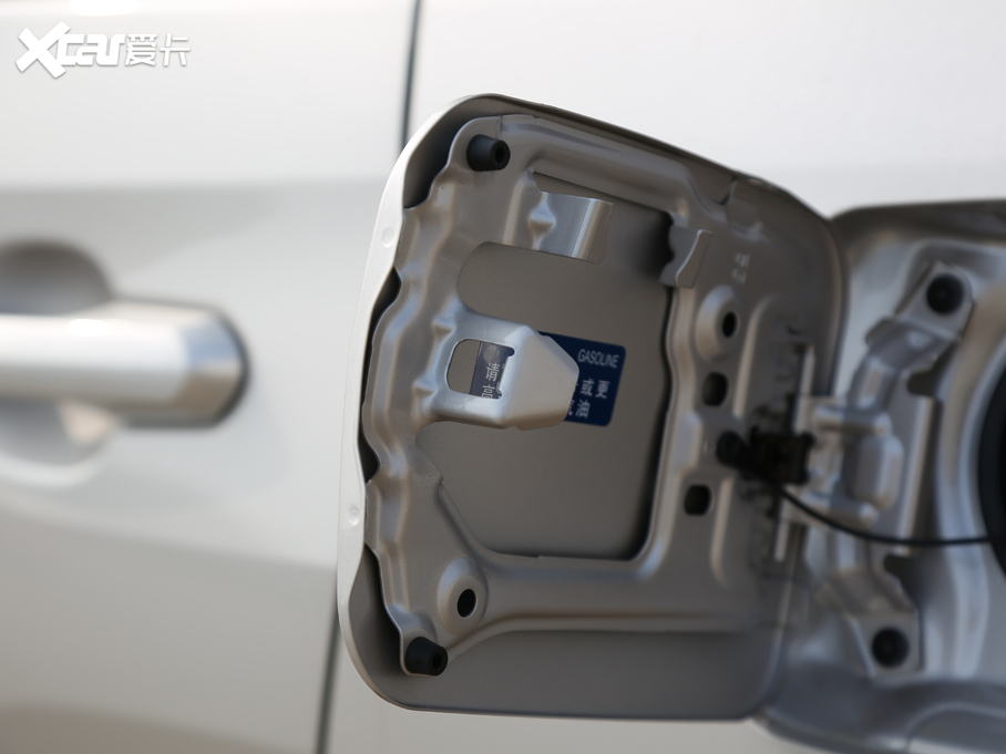 2020�����m�_  2.0L CVT�����A��