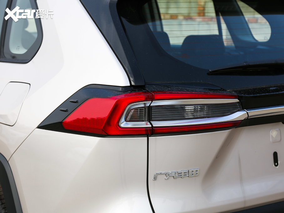 2020m_(d)  2.0L CVT(q)A