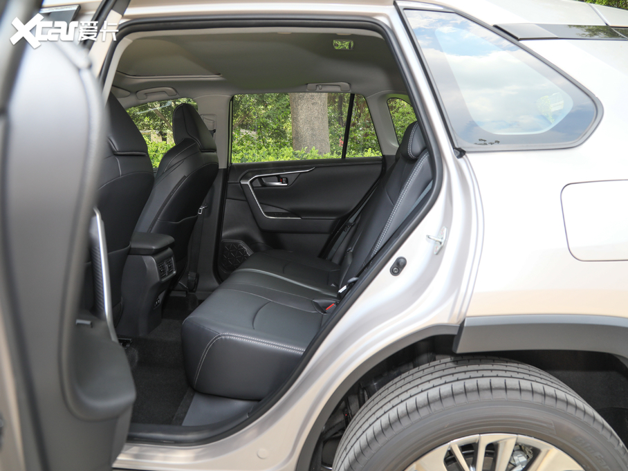 2020m_(d) 2.0L CVT(q)F