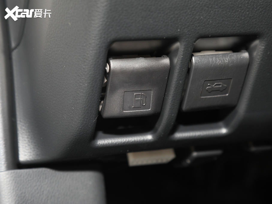 2020�����m�_(d��) 2.0L CVT���(q��)���F��